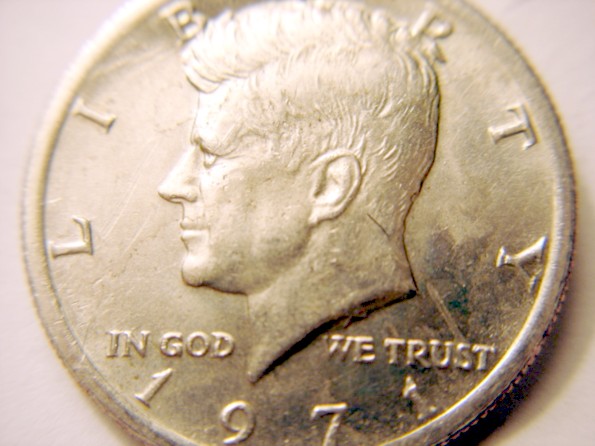1971-Kenndy-Half-Dollar---Obverse-Anomaly?